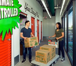 U-Haul,  Indio
